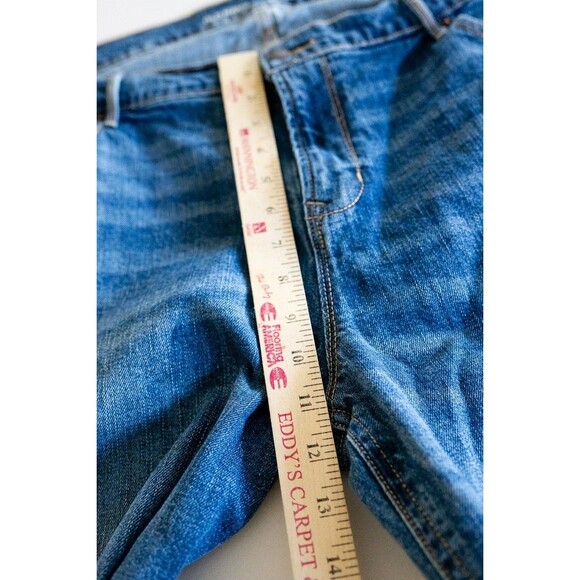 Old Navy Flare Mid-rise Jeans 18 Reg 40/26 Raw hem - Picture 7 of 8